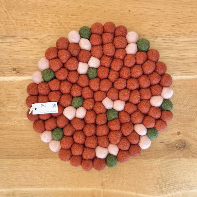 Felt Ball Pot Stand - Rust Blossom | SHEEP-ish