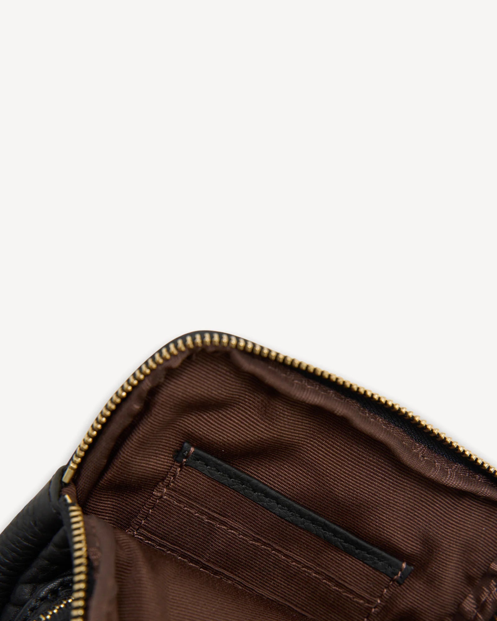 Nikko Pocket Phone Sling Umber Bubble | Saben