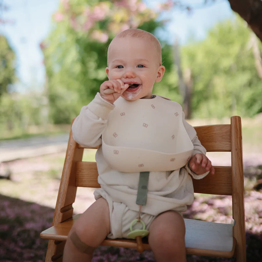 Silicone Baby Bib - Pink Flowers | Mushie