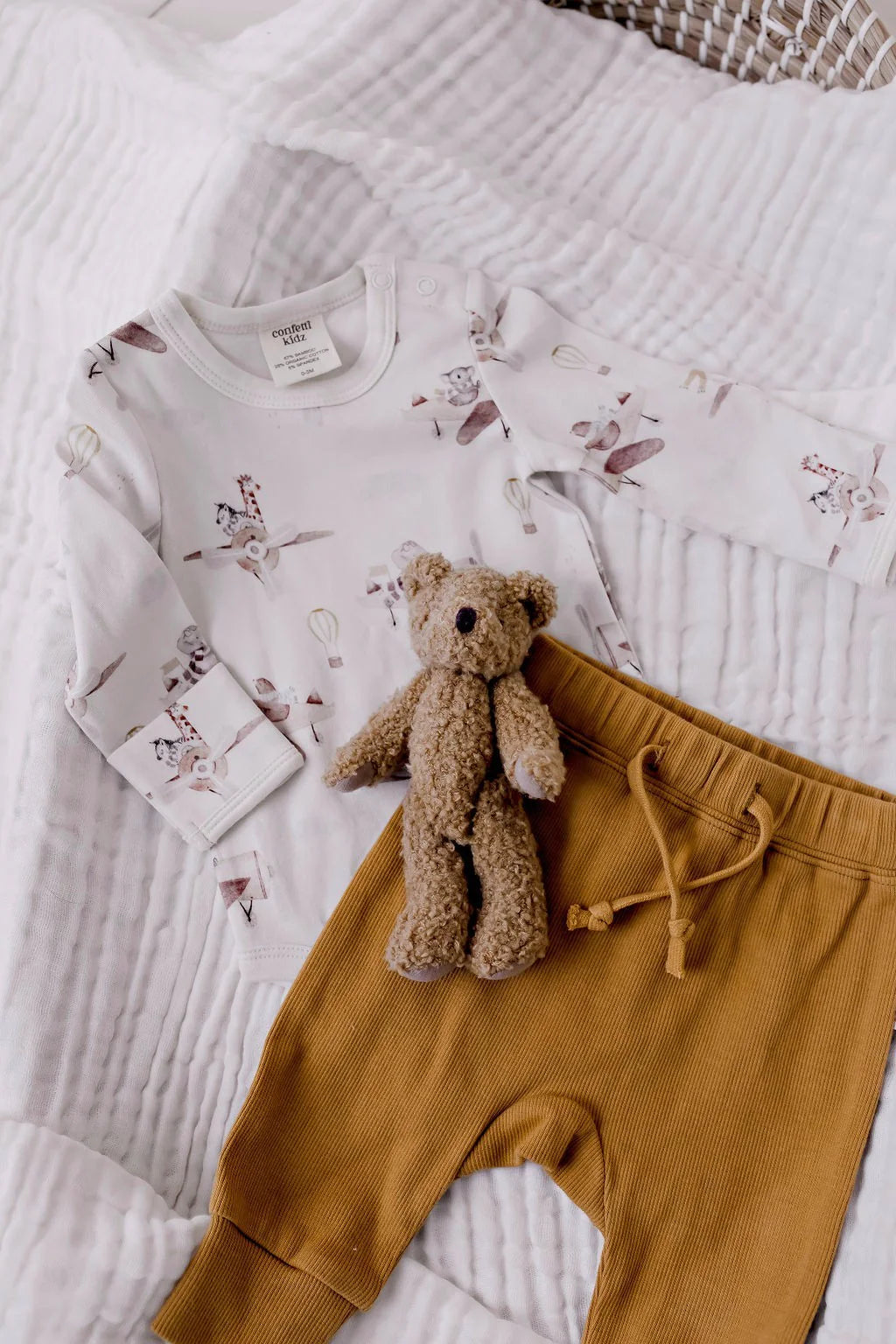 Long Sleeve Bodysuit || Up and Away | Confetti Kidz