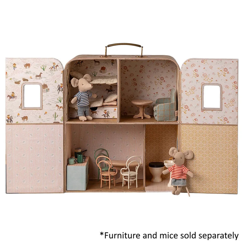 SuitCasa Portable House | Maileg