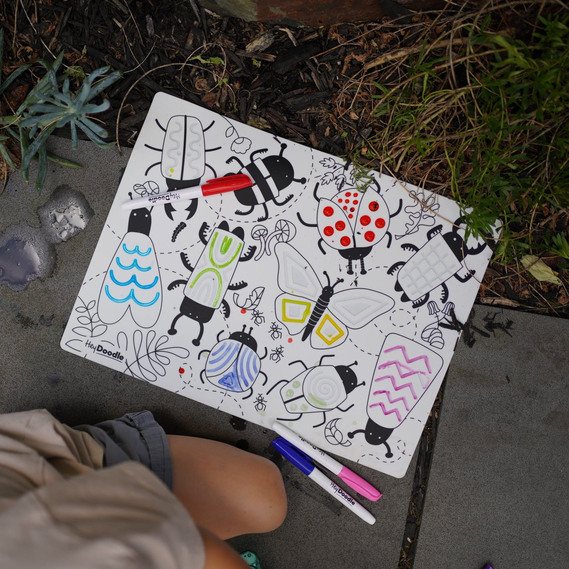 Busy Bugs (Sensory Playmat) | Hey Doodle