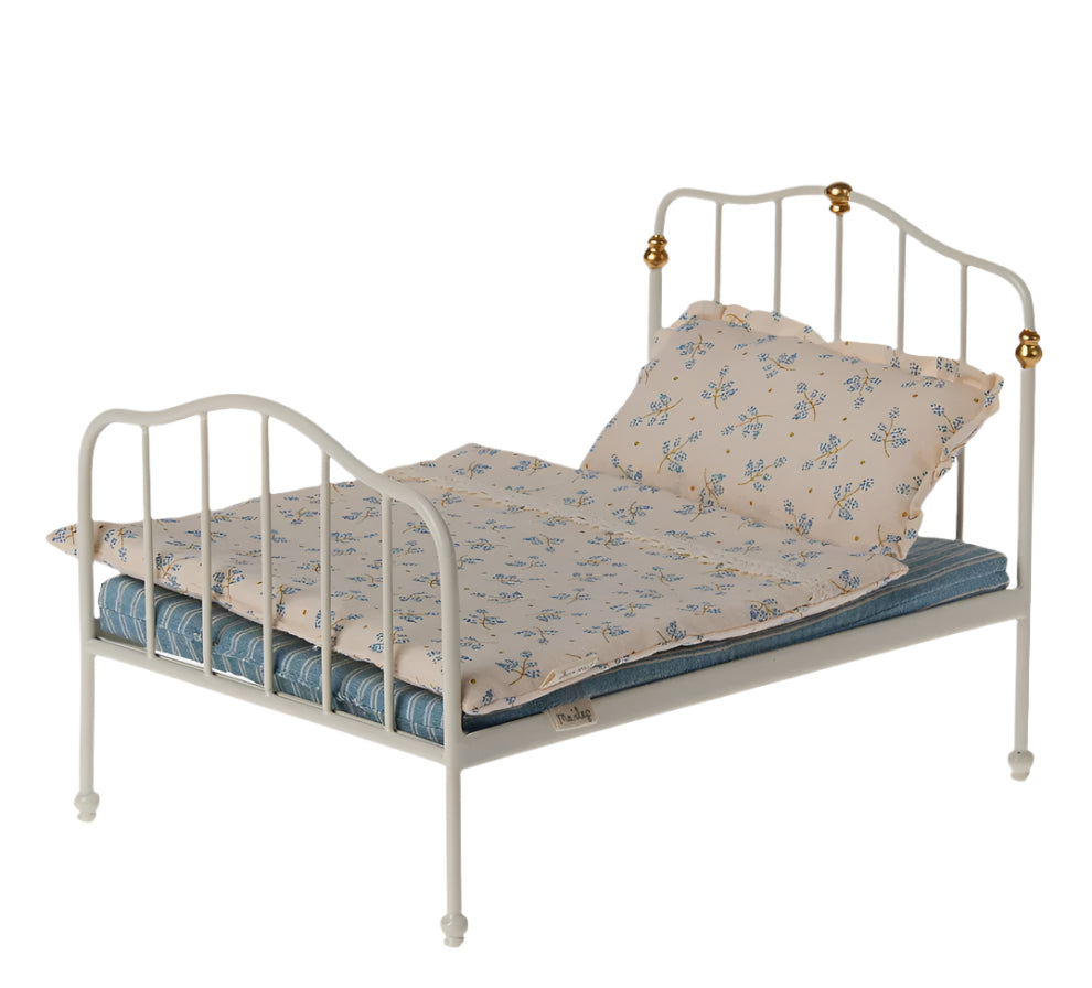 Maileg Mouse Vintage Double Bed off-white | Maileg