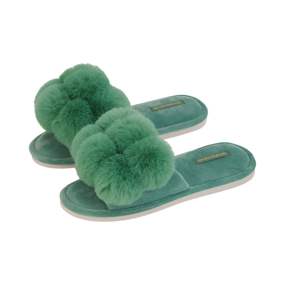 COSY LUXE Slippers Pom Pom || Spearmint | Annabel Trends