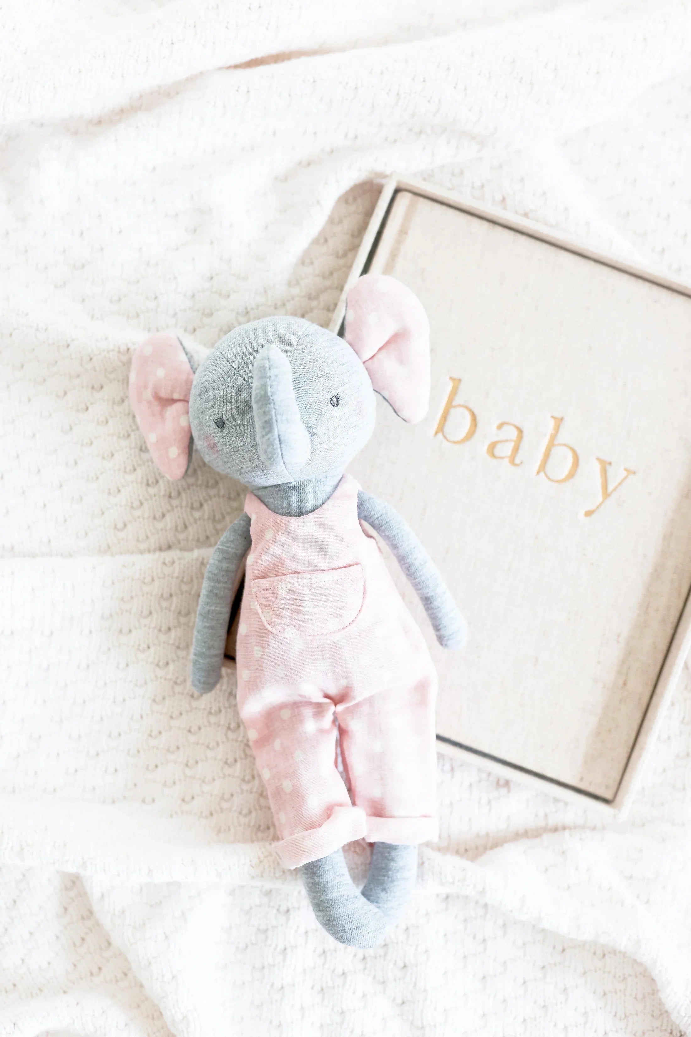Edith Elephant 28cm Pink | Alimrose