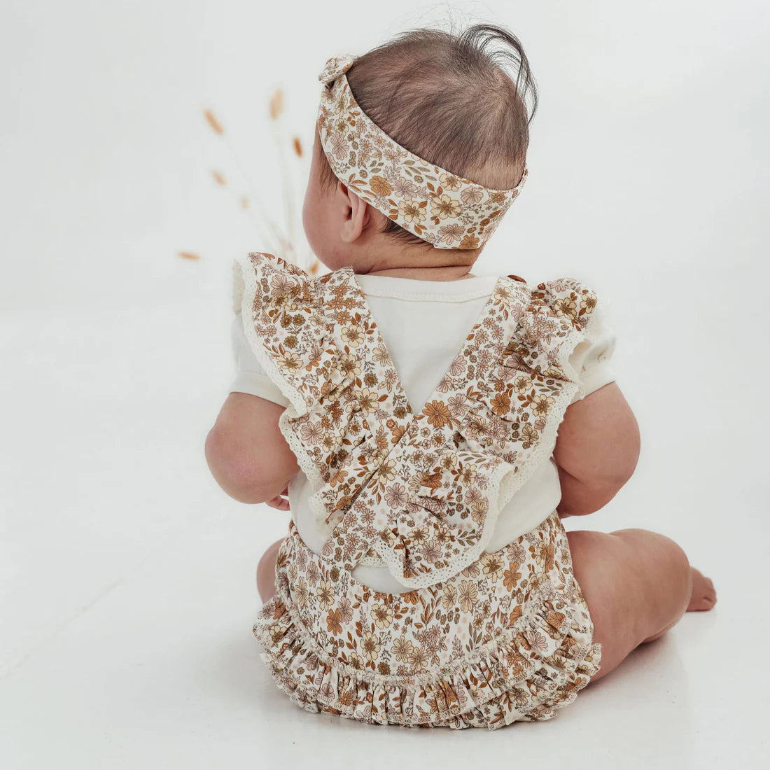 Bailey Floral Flutter Playsuit || Natural | Aster & Oak