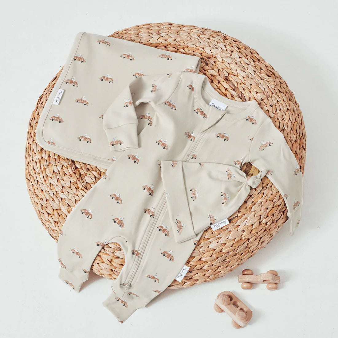 CLASSIC CAR ZIP ROMPER || Beige | Aster & Oak
