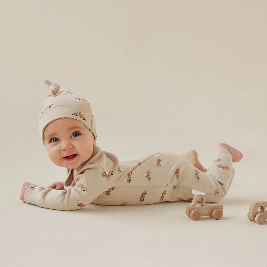 CLASSIC CAR ZIP ROMPER || Beige | Aster & Oak