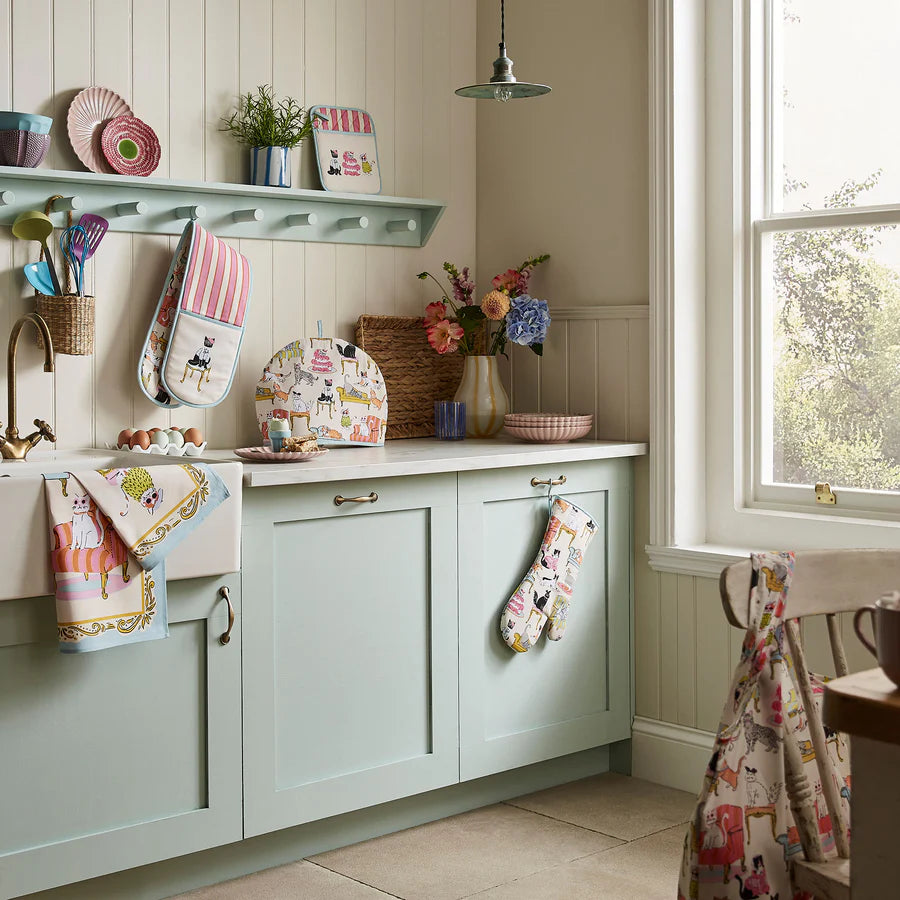 Cool Cats Apron | Ulster Weavers