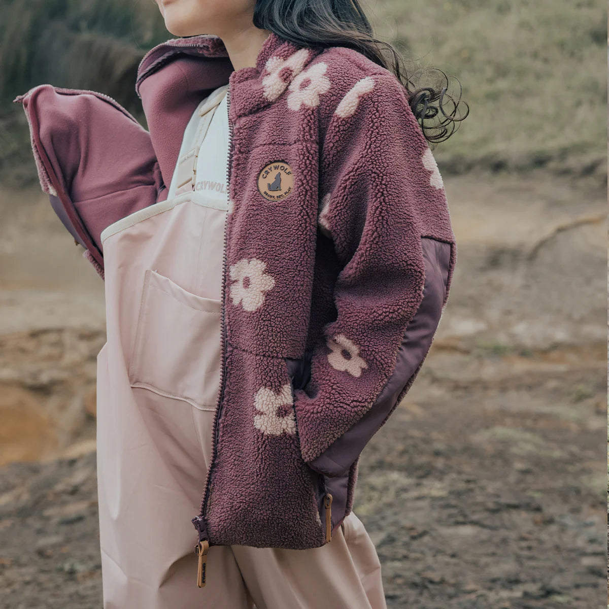 YETI JACKET Mauve Floral | CRYWOLF