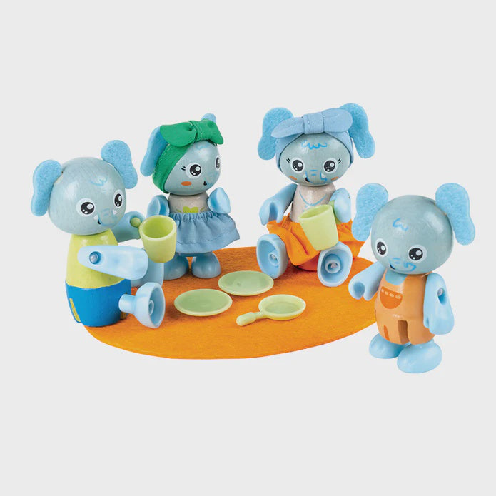 Green Planet Elephant Family | Hape