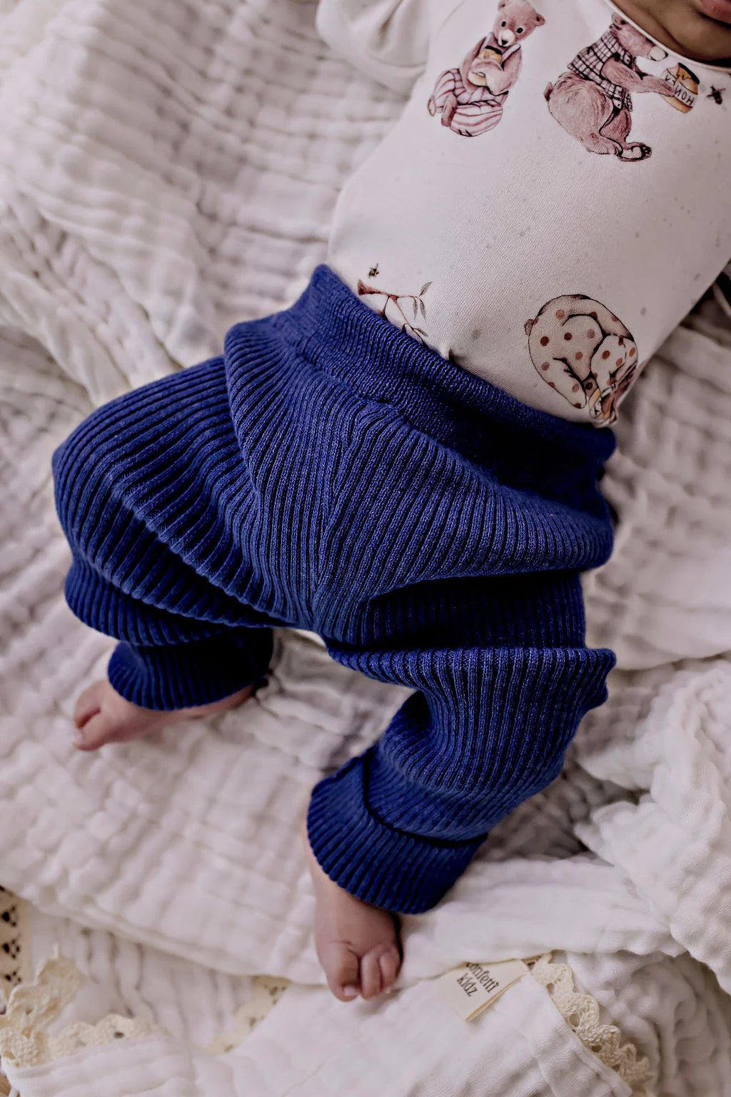 Long Sleeve Bodysuit || Honey Bears | Confetti Kidz
