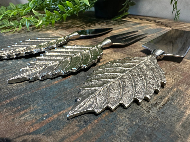 Silver Elm Leaf Cheese Knife Set | Watson & Dods