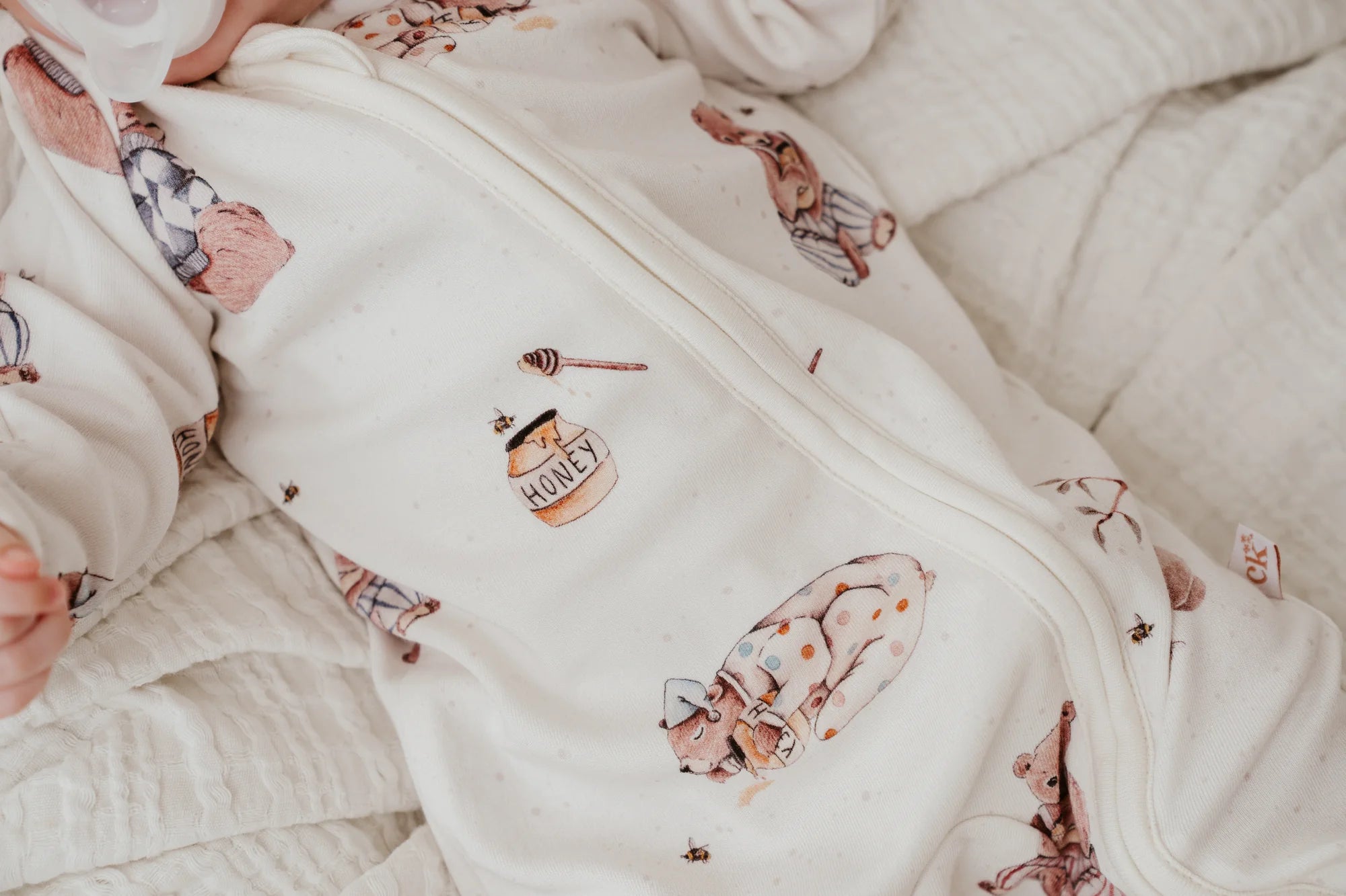 Bamboo Zipsuit || Honey Bears | Confetti Kidz
