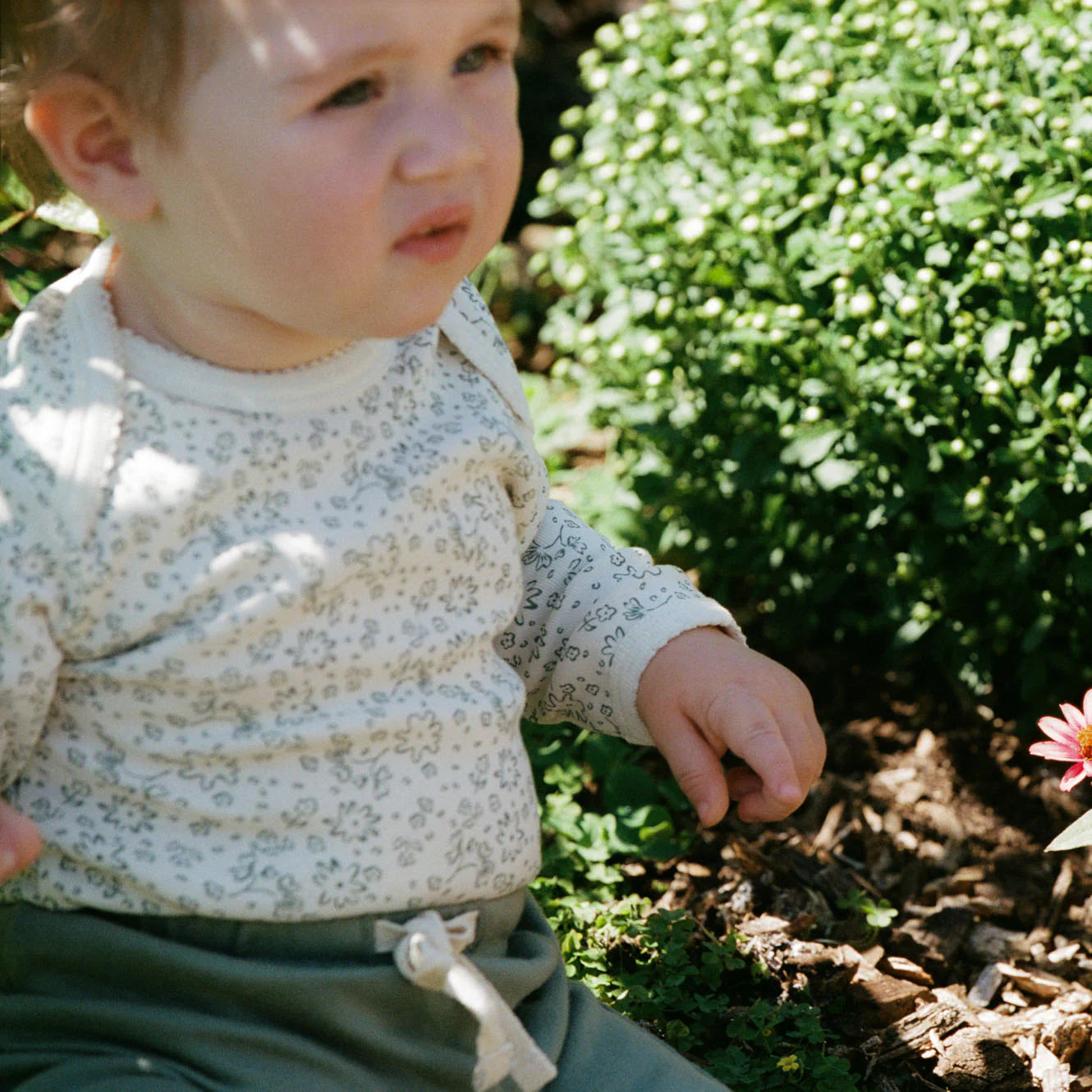 LONG SLEEVE BODYSUIT - Petite Bloomsbury Print | Nature Baby
