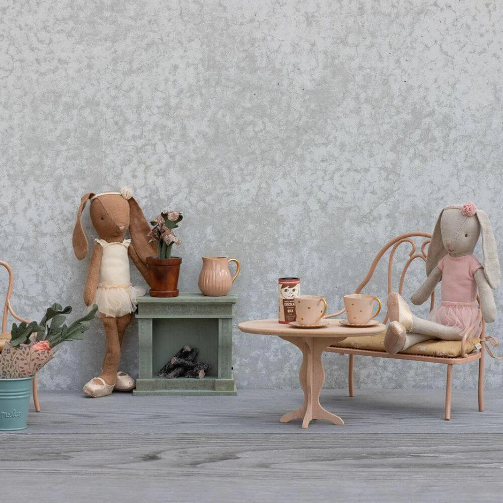 Vintage Bench Mini Dark Powder | Maileg