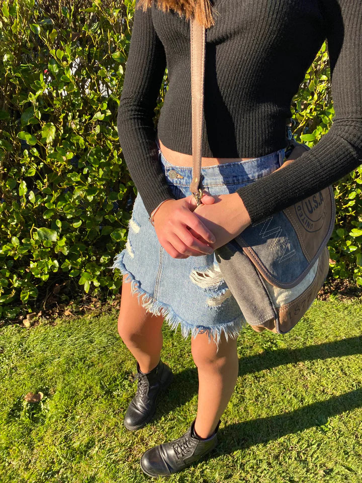 1877 Satchel | Blue Goose Imports