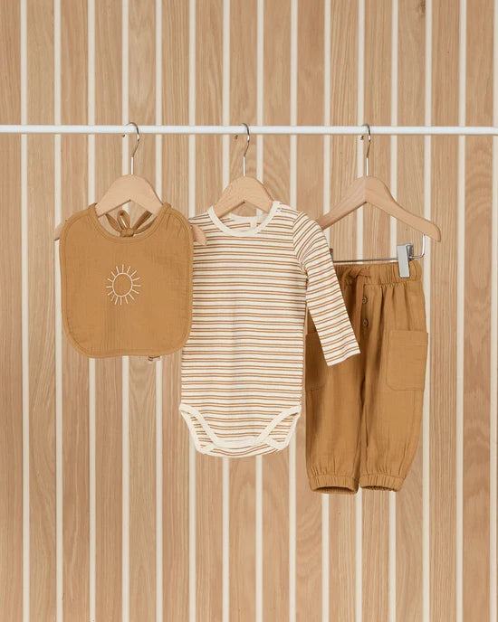 Luca Pant - Golden | Quincy Mae