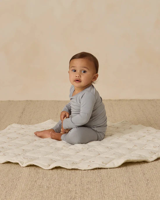 BABY PLAY MAT || BUNNIES | Quincy Mae