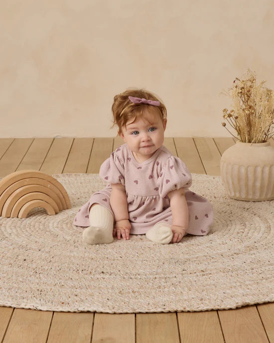 LITTLE KNOT HEADBAND || MULBERRY - Beige | Quincy Mae