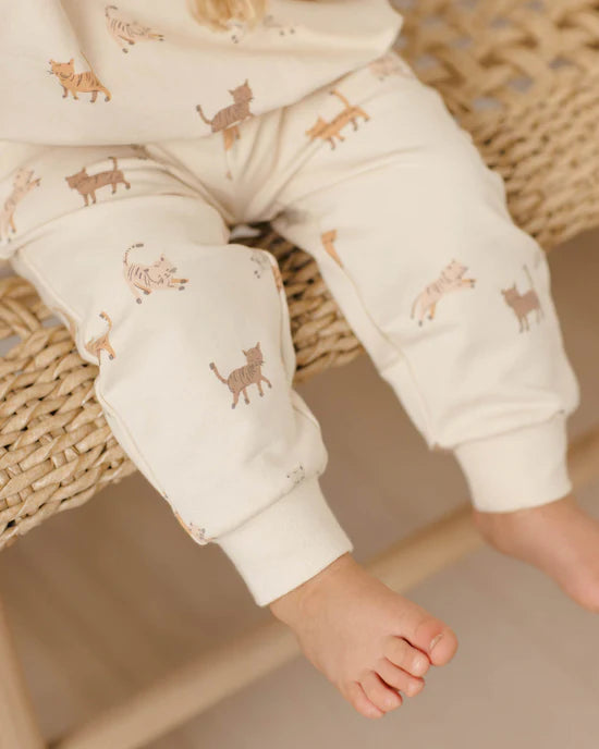 Relaxed Sweatpant || Cats - NATURAL | Quincy Mae