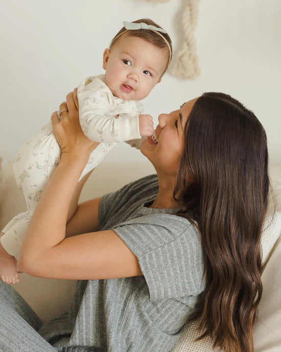 Zip Longsleeve Sleeper || Bunnies - IVORY | Quincy Mae