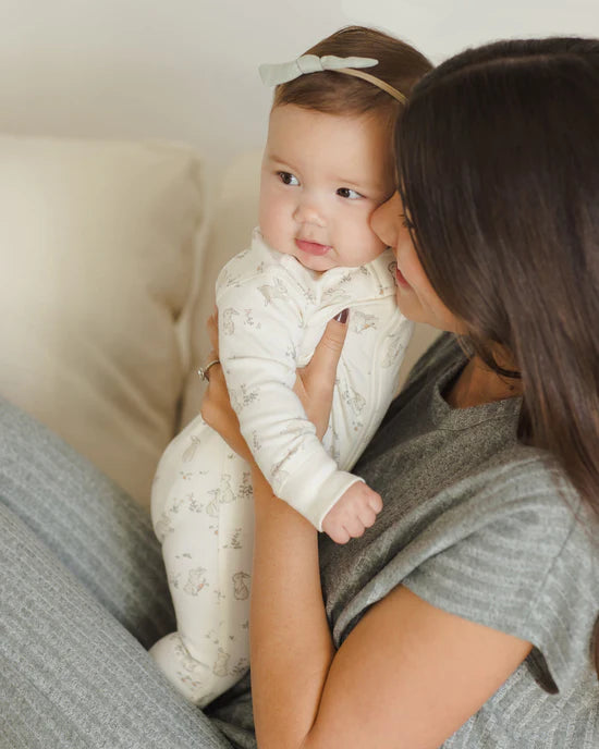 Zip Longsleeve Sleeper || Bunnies - IVORY | Quincy Mae