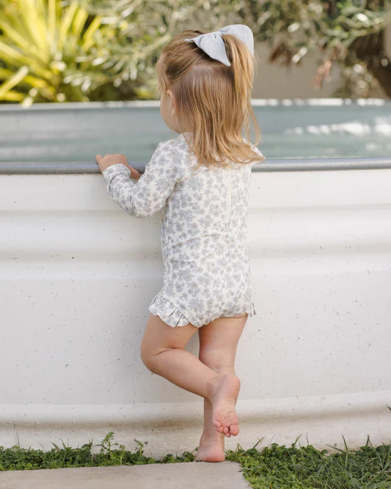 Bow || Sky | Quincy Mae