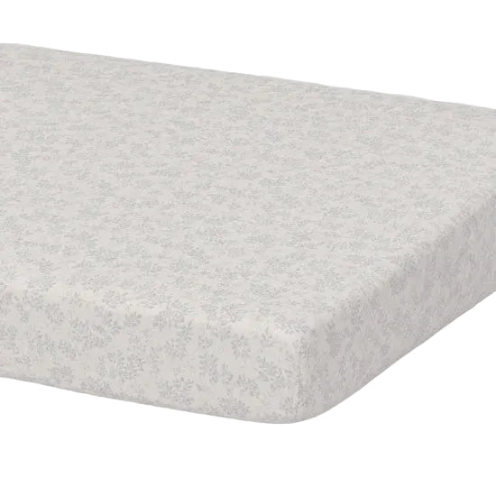 BAMBOO CRIB SHEET CLOUD FLORAL - IVORY | Quincy Mae