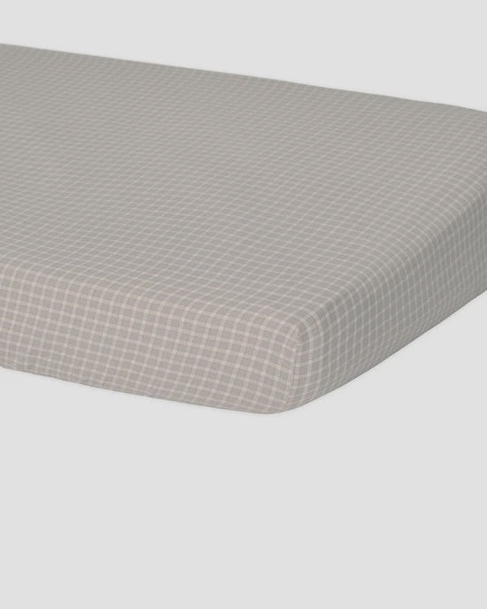 WOVEN CRIB SHEET BLUE GINGHAM - CLOUD | Quincy Mae
