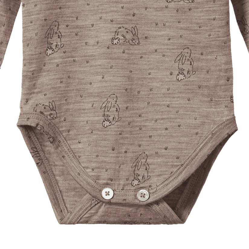 MERINO LONG SLEEVED BODYSUIT - Bramble Burrow Print | Nature Baby