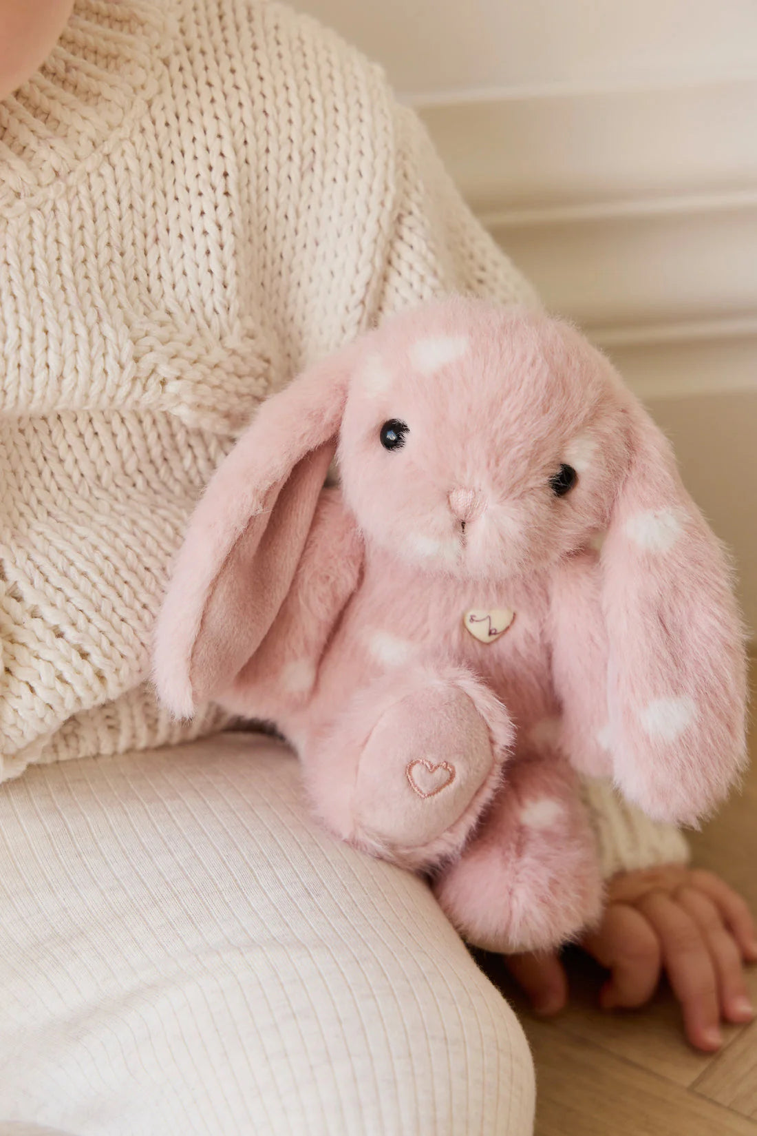 Snuggle Bunnies - Little Penelope - Little Love | Jamie Kay