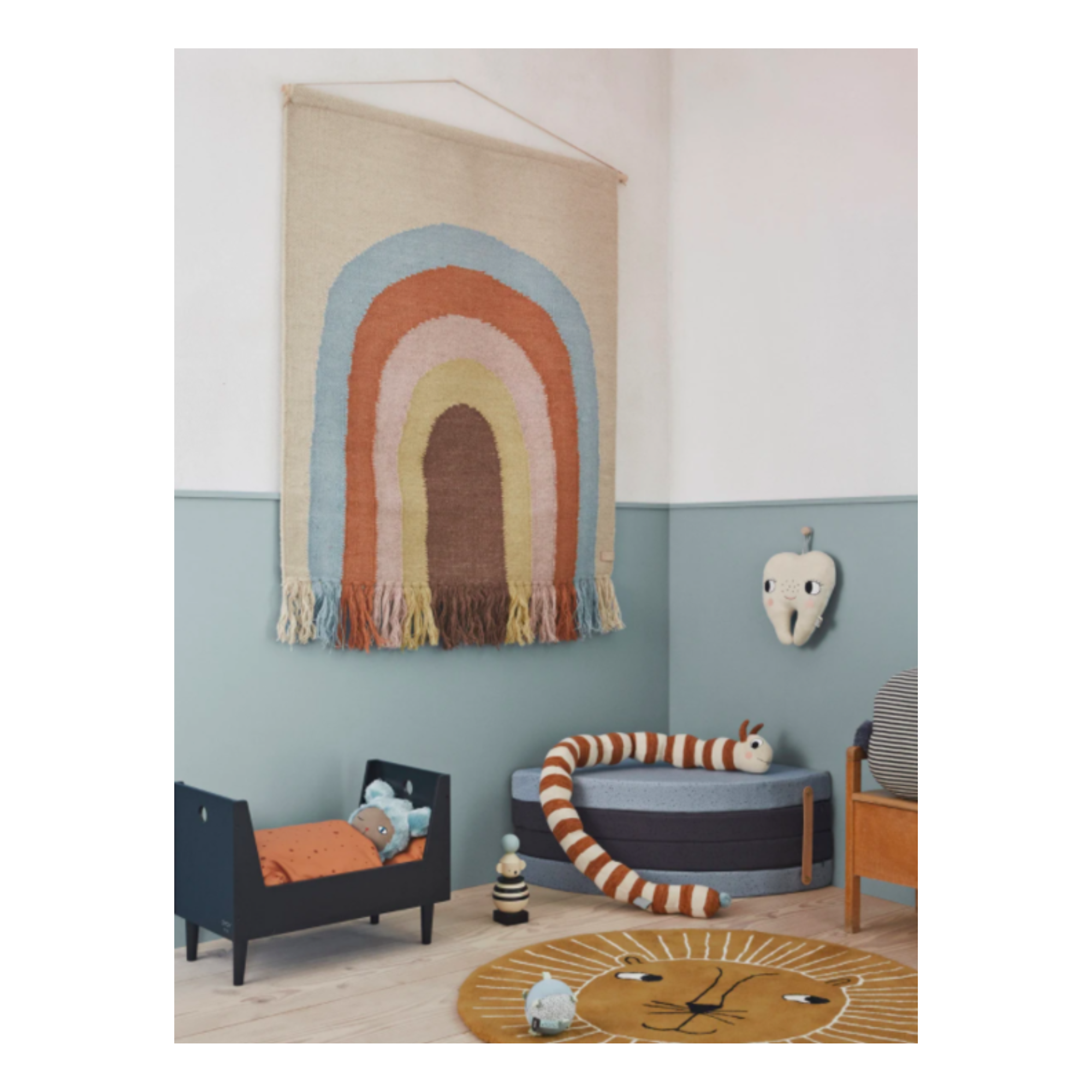 FOLLOW THE RAINBOW WALL RUG | OYOY