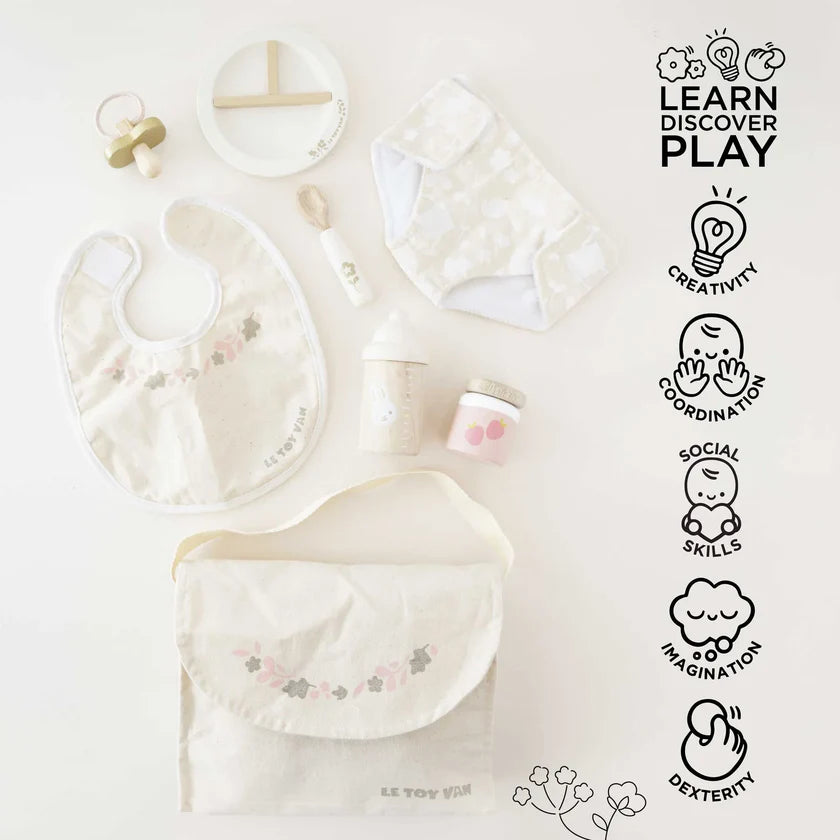 Doll Nursing Kit & Bag | Le Toy Van