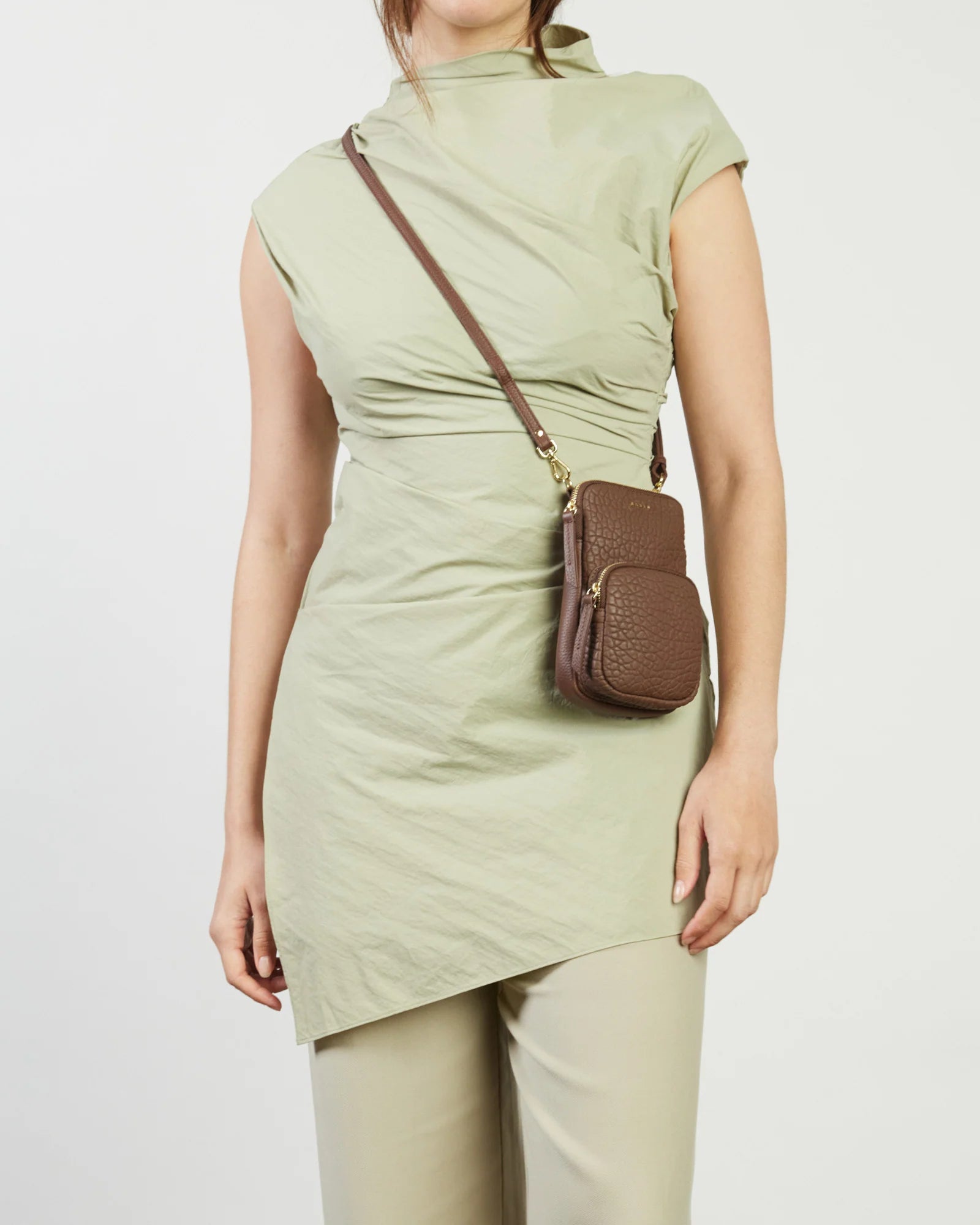 Nikko Pocket Phone Sling Umber Bubble | Saben