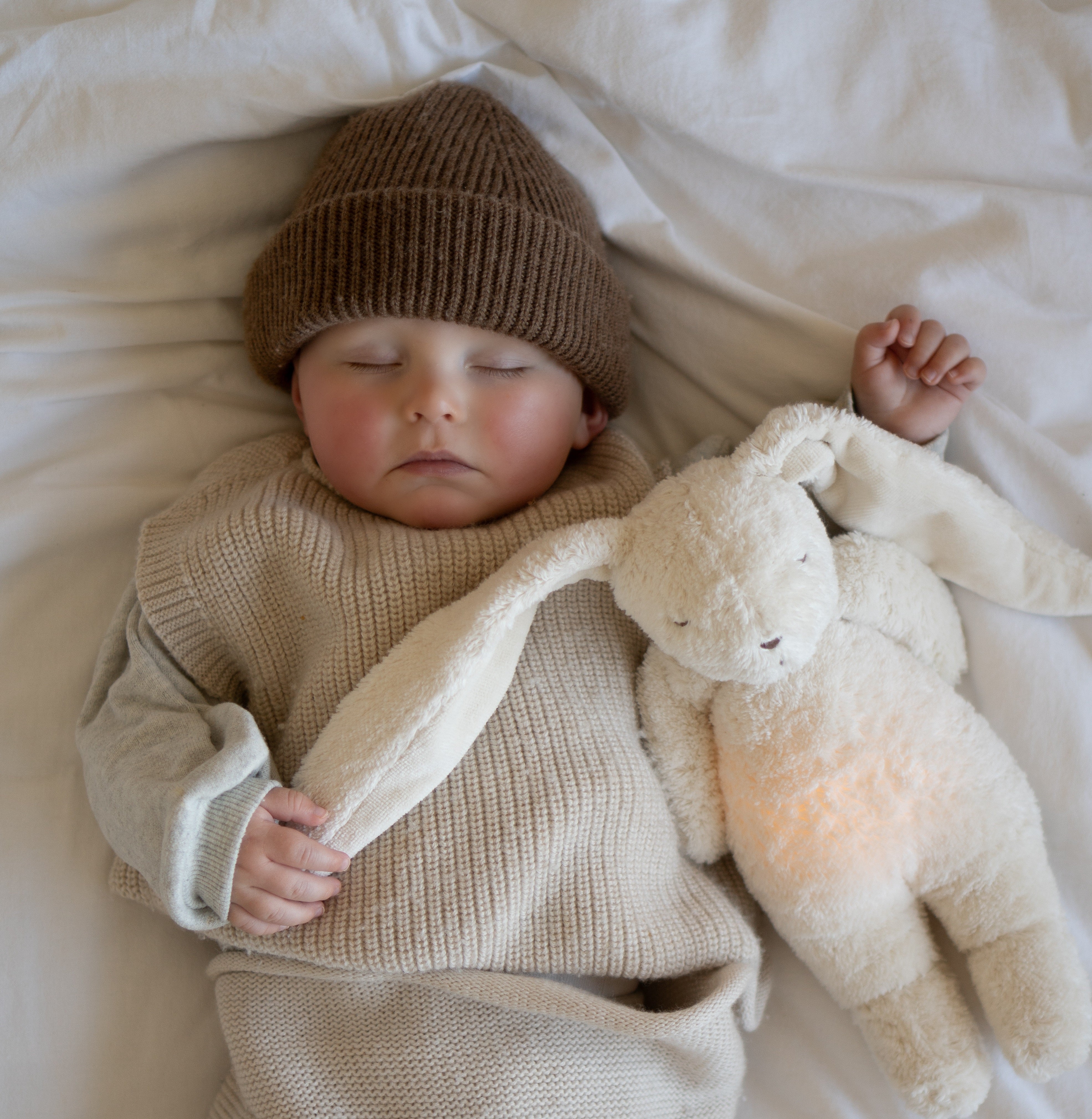 Organic Humming Bunny 2.0 - Polar | MOONIE