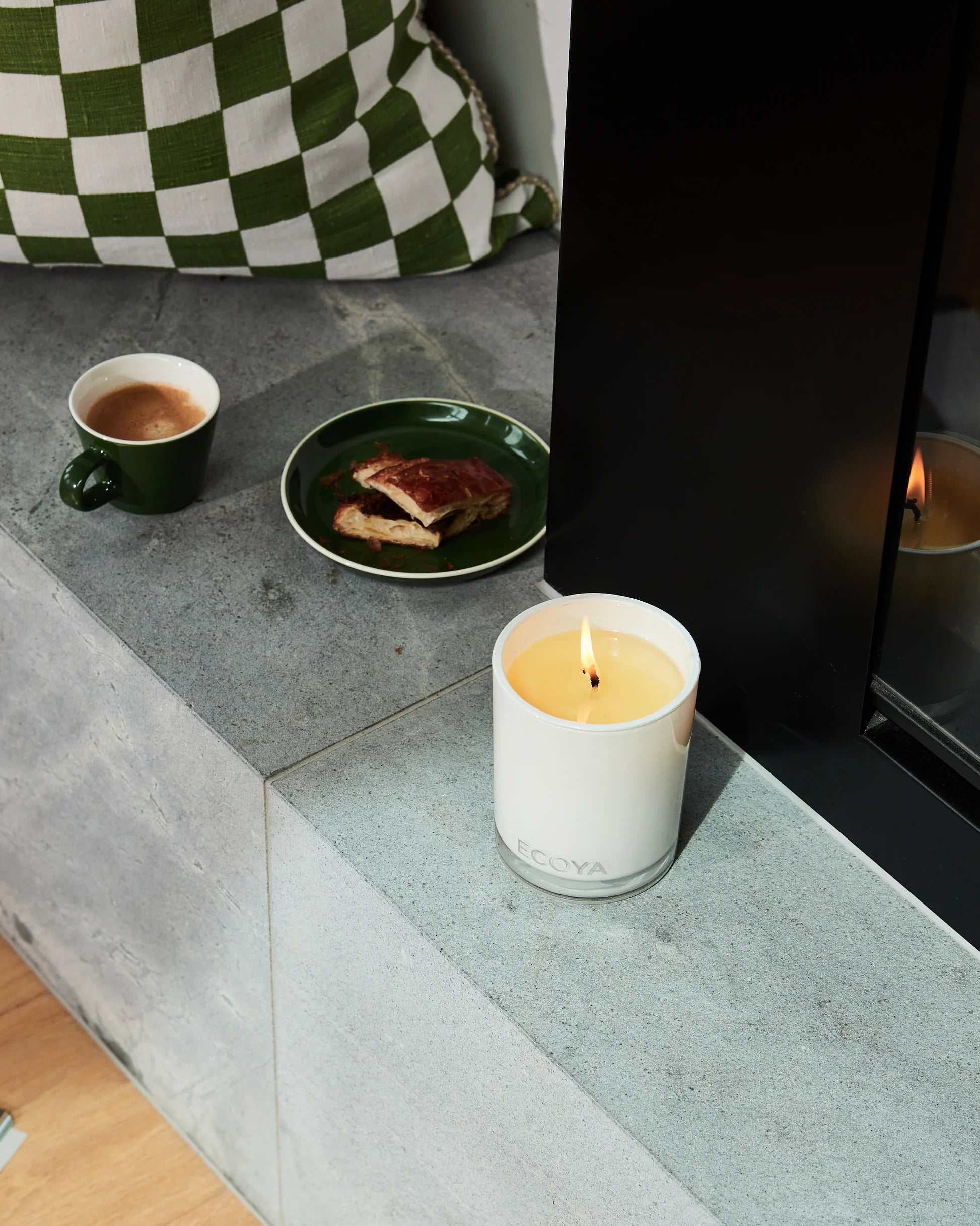 French Pear Madison Candle | Ecoya