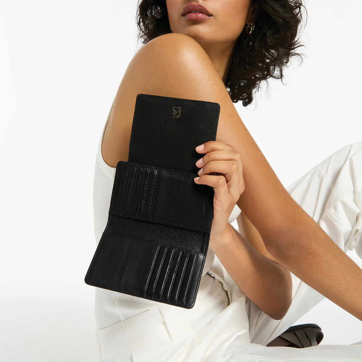 Visions Wallet - Black | Status Anxiety