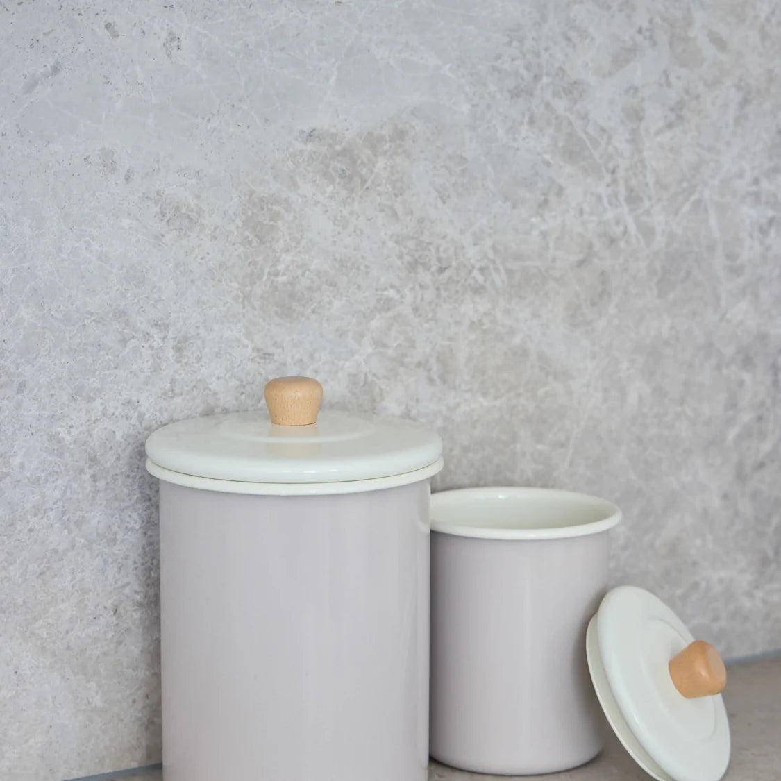 Daylesford Enamel Canister 1.7L Cream | Davis & Waddell