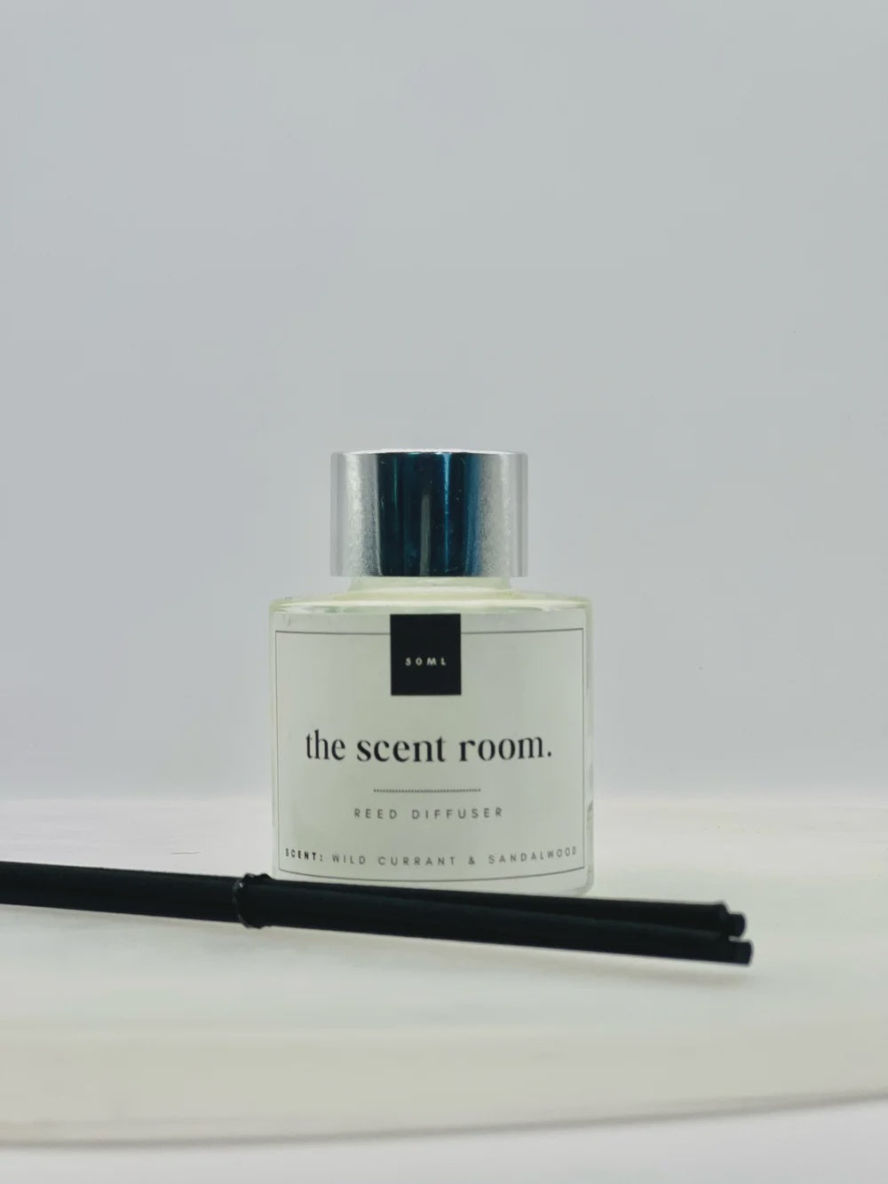 Wild Currant & Sandalwood - Reed Diffuser | the scent room.