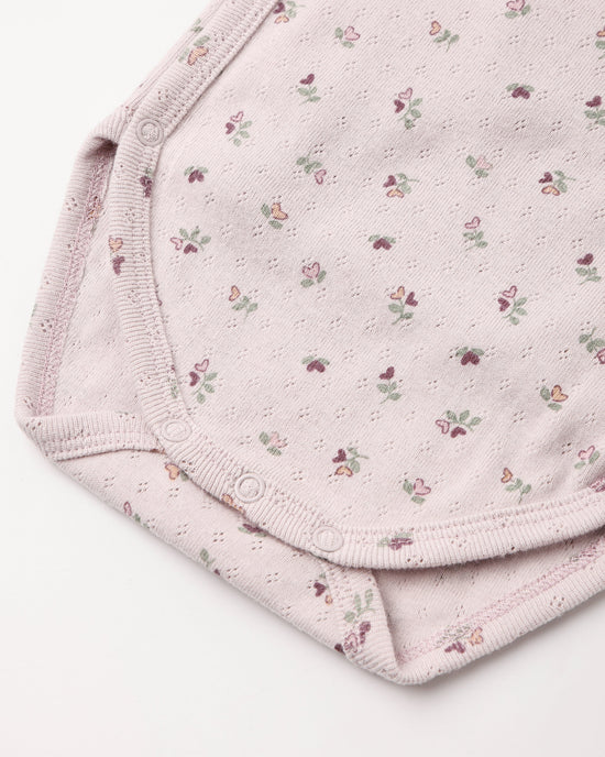 Side Snap Bodysuit Heart Ditsy - Lilac | Quincy Mae