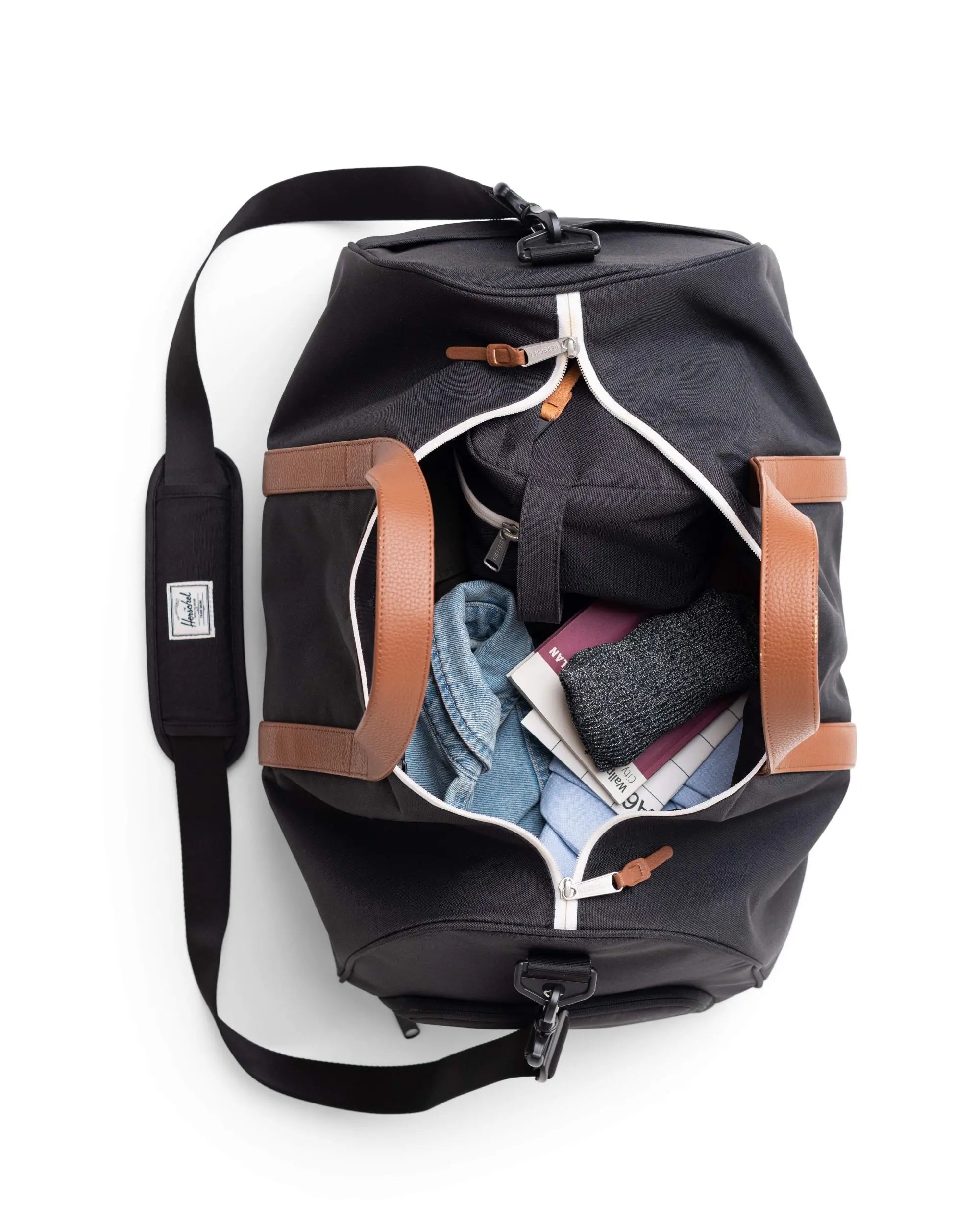 HERSCHEL NOVEL DUFFLE 43L - Black | Herschel Supply Co