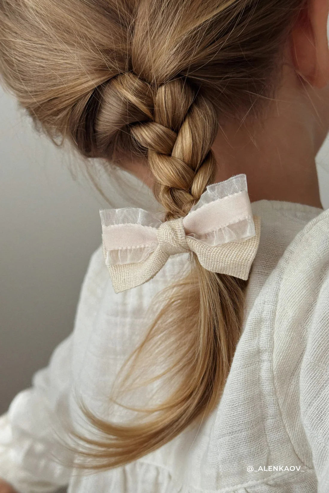 Lucie Hair Clip Set - White Swan | Jamie Kay