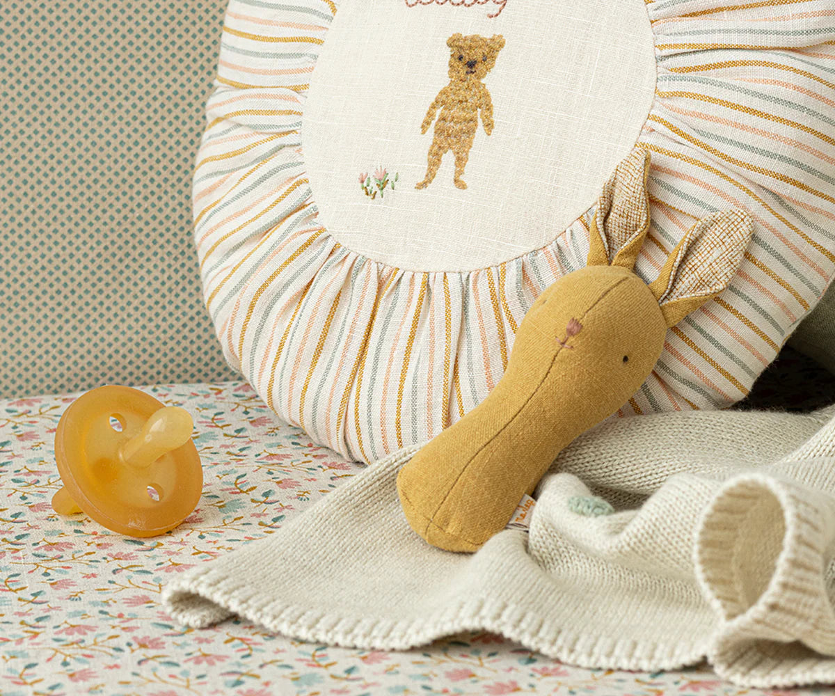 Lullaby Friends Bunny Rattle - Dusty Yellow | Maileg