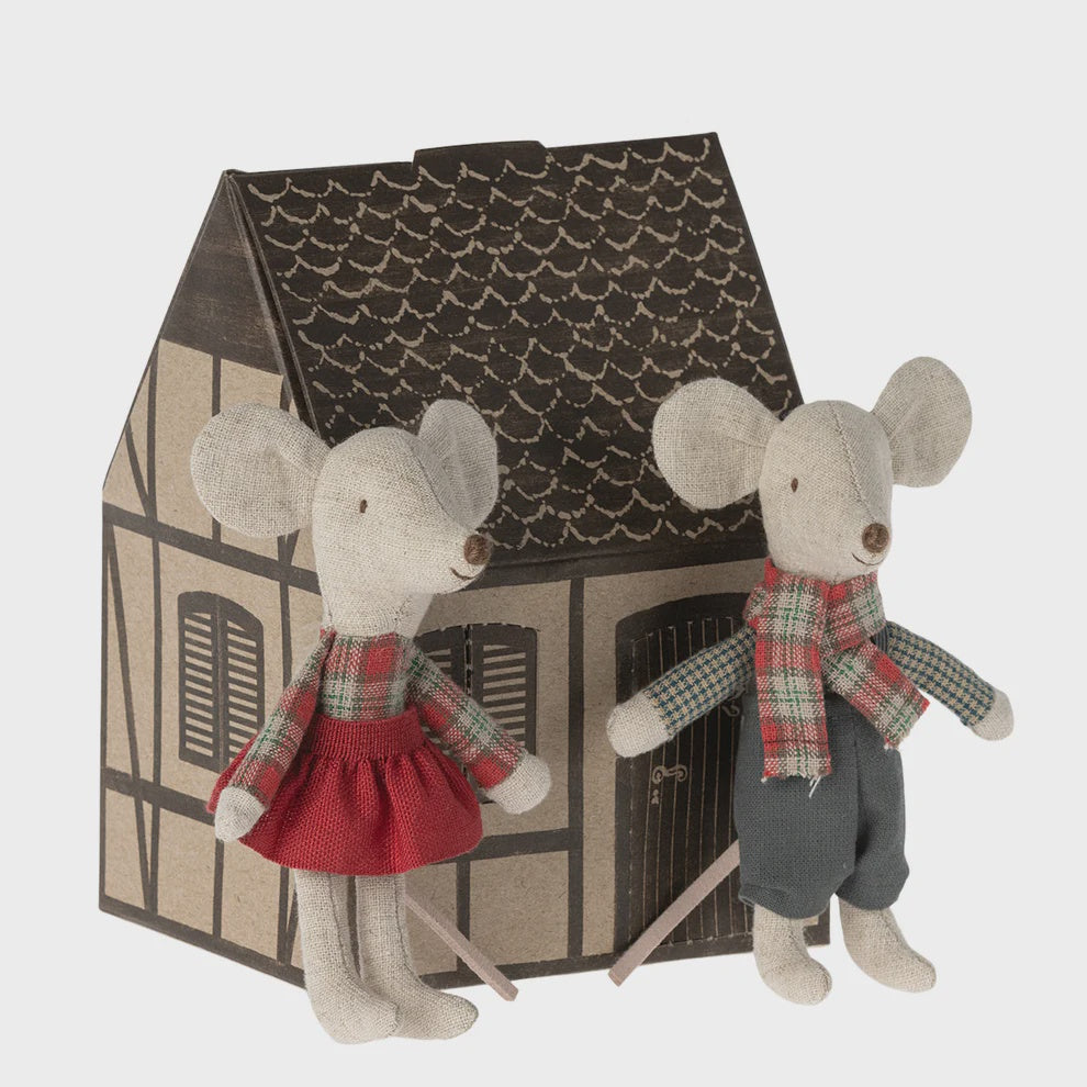 Winter Mice Twins in a House | Maileg