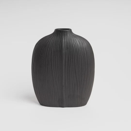 Alvi Vase - Large/Black | Ned Collections