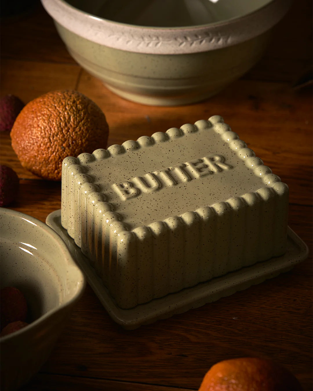 Large Butter Dish - Peppercorn - Kitchen Life | Robert Gordon