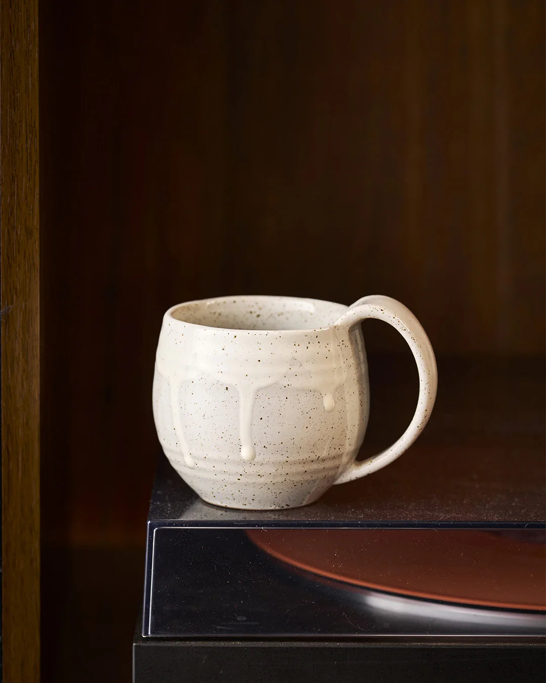Embrace Mug in White Gloss | Robert Gordon