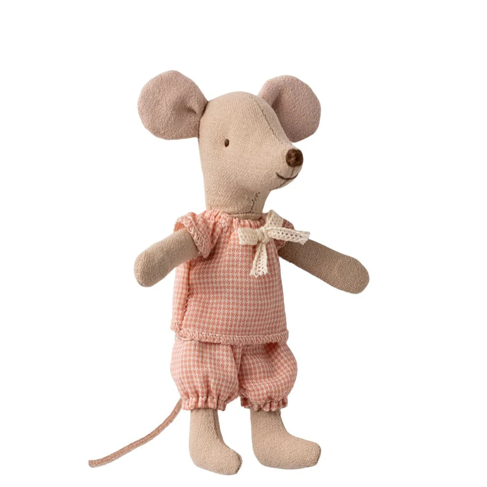 Little Sister Mouse in Matchbox 2025 | Maileg