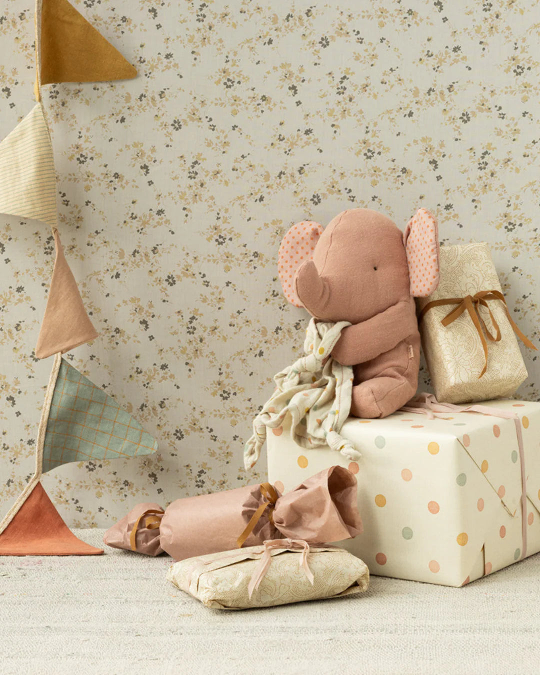 Lullaby Friends Elephant - Old Rose | Maileg
